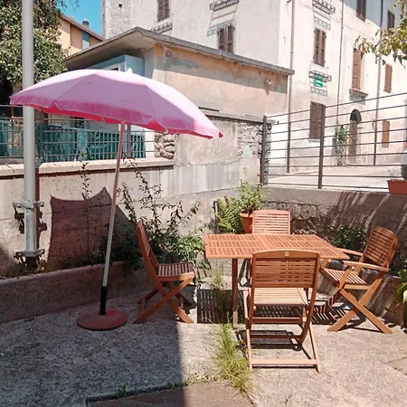La Casa Dei Nonni 2 度假居 *